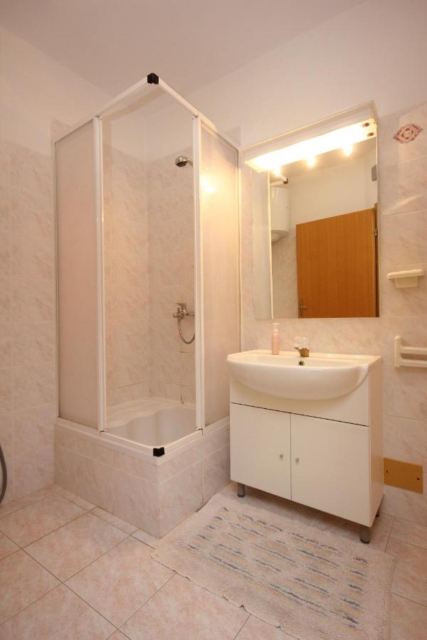 Apartments By The Sea Vis - 2470 Екстериор снимка