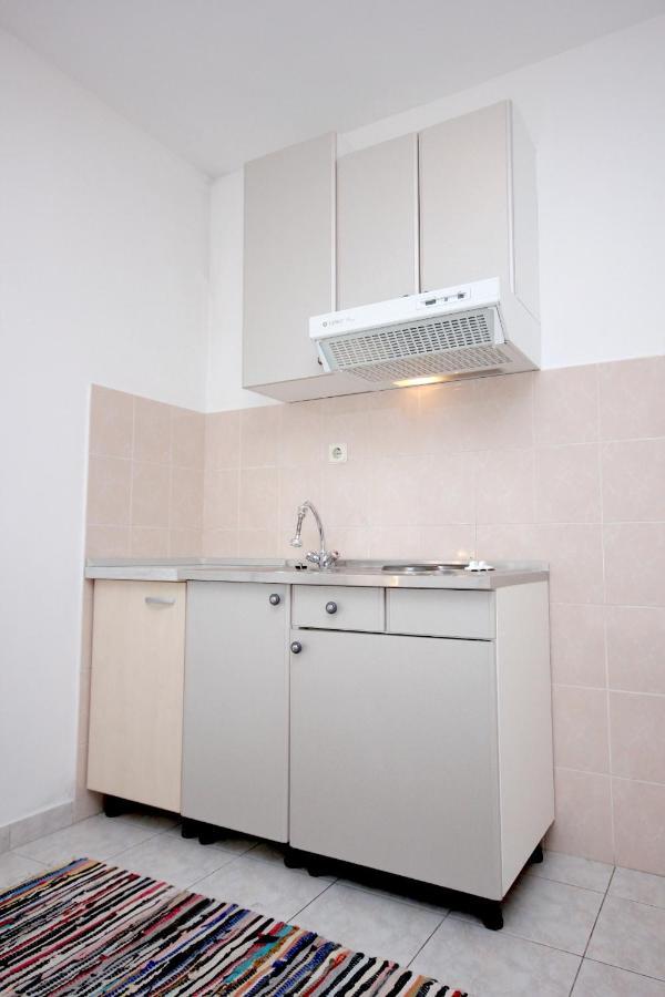 Apartments By The Sea Vis - 2470 Екстериор снимка