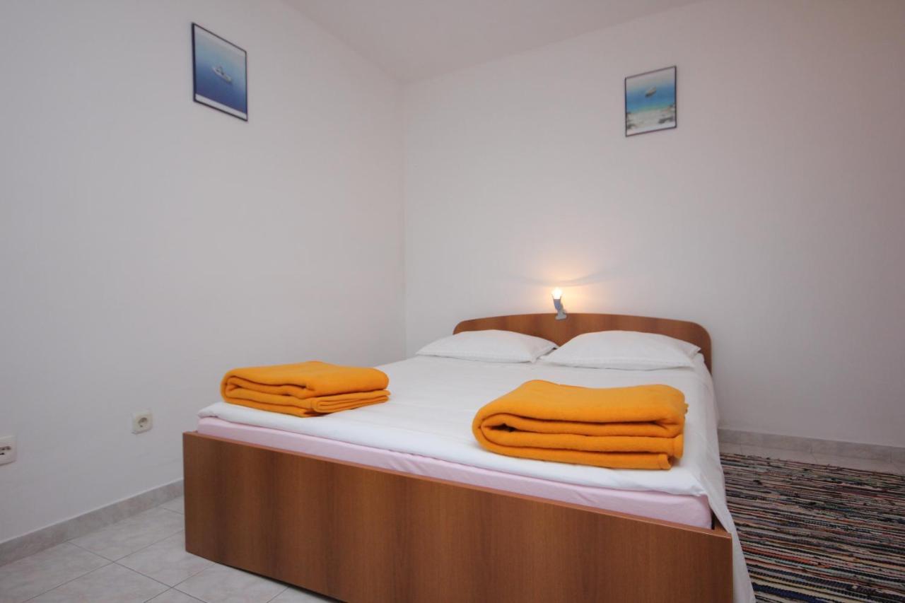 Apartments By The Sea Vis - 2470 Екстериор снимка